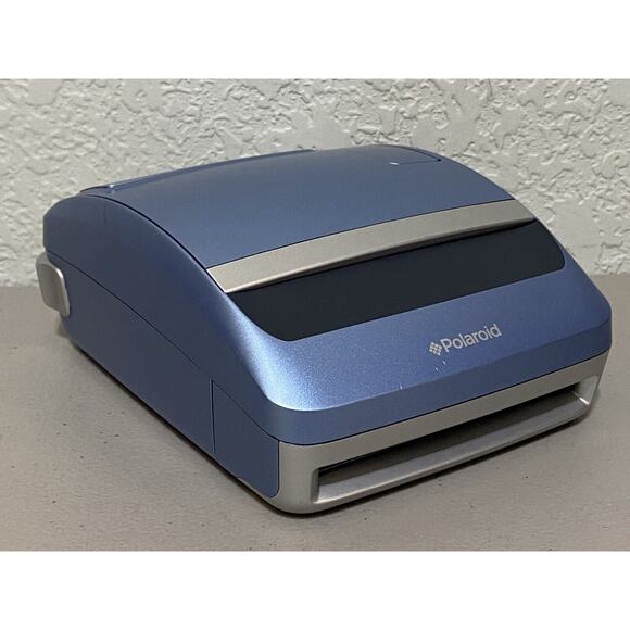 Vintage Polaroid One600 Classic 600 Instant Film Blue Camera With Flash Untested - Picture 5 of 8